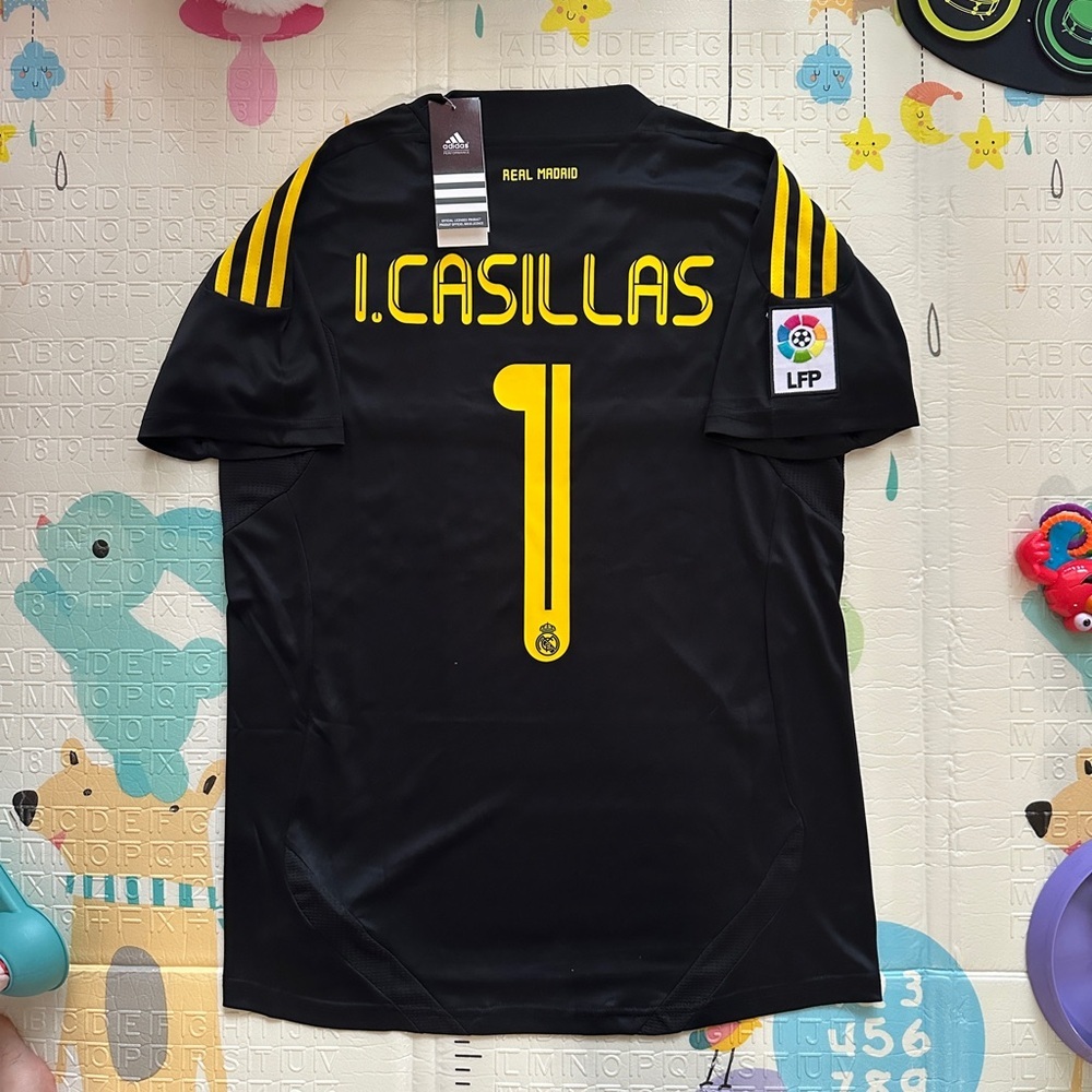 Real Madrid Casillas Jersey Black